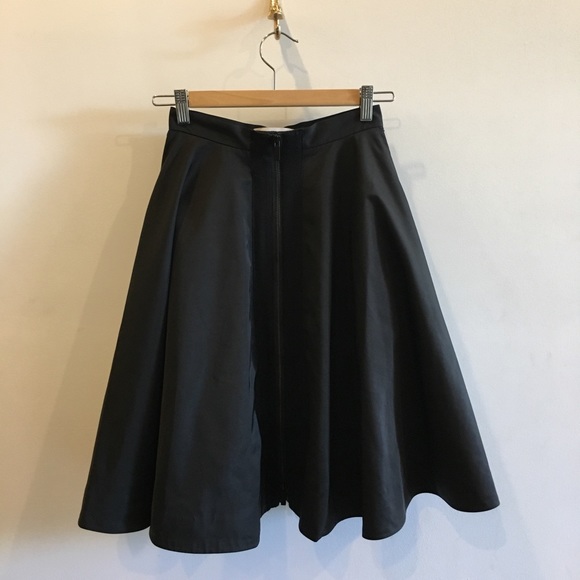 HP🎉 ELIZABETH AND JAMES Belle 2 way zip skirt - Picture 6 of 8